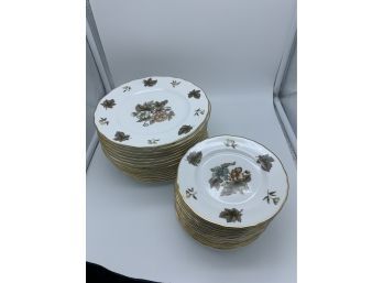 12 Piece Setting 'dorchester' By Royal Worcester