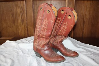 Mens 9-10 Brown Laramie Cowboy Boots