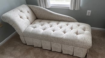 Tufted Chaise Lounge Chair Off-white & Gorgeous!