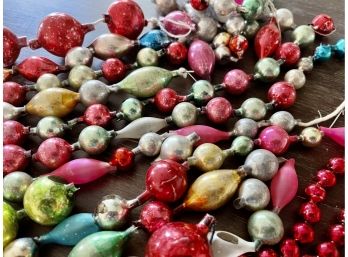 Assorted Strings Of Mercury Glass Christmas Garland Red, Silver Assorted Colors