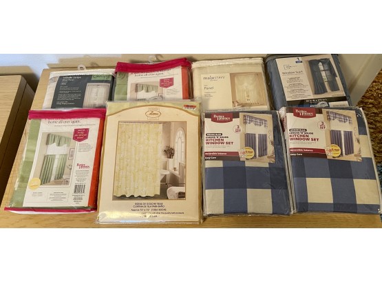 Collection Of Better Homes Kitchen Window Sets, Window Scarves, And Drapery Panels (new In Package)