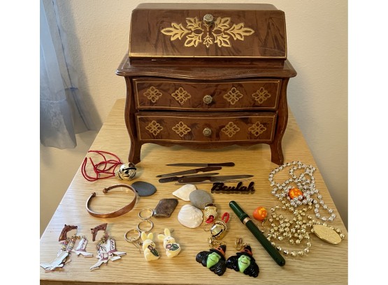 Vintage Toyo Musical Jewelry Box Plays 'somewhere My Love' With Contents
