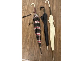 (3) Antique Silk Umbrellas With Lucite Bakelite Handles Wood Shafts