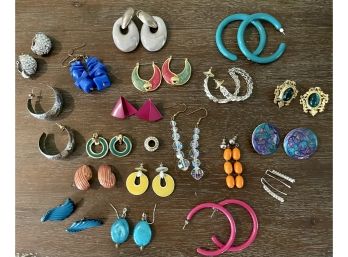 Vintage Colorful Clip And Post Earrings Including Enamel, Plastic, Rhinestone And More (1) Slide Pendant