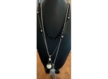 (3) Vintage Necklaces Nicole Miller With Rhinestones, Gold Tone With Faux Pearls And Jet Black Glass Bead