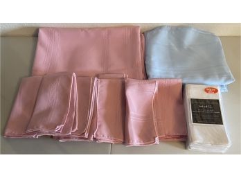 Pink & Blue Tablecloths With Assorted Pink Napkins & 12-piece White Napkin Set New In Packaging