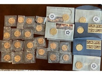 American Revolution Bicentennial Medals Coins 1776-1976 In Original Packages & Plastic
