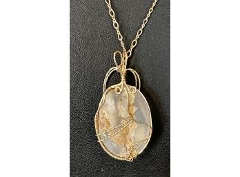 1/20th 14K Gold Filled Chain Necklace With Natural Agate Pendant