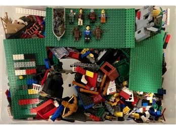 Large Lot Of Assorted Legos