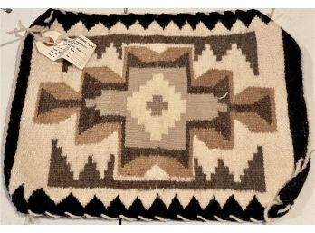 Blue Mountain Trading Post Hand-woven Solid Wool 2 Grey Hills Rug By Elsie Smith
