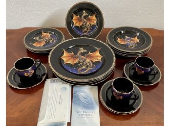 The Franklin Mint Dragon Dynasty Fine China Dinnerware Collection 4 Piece Set With Original Paperwork As Is