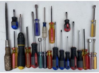 Assorted Screw Driver Lot - Stanley, Pittsburgh, & More