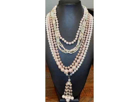 Gorgeous Vintage Collection Of Pink And Cream Faux Pearls With Rhinestone Accents And Gold Tone Beads