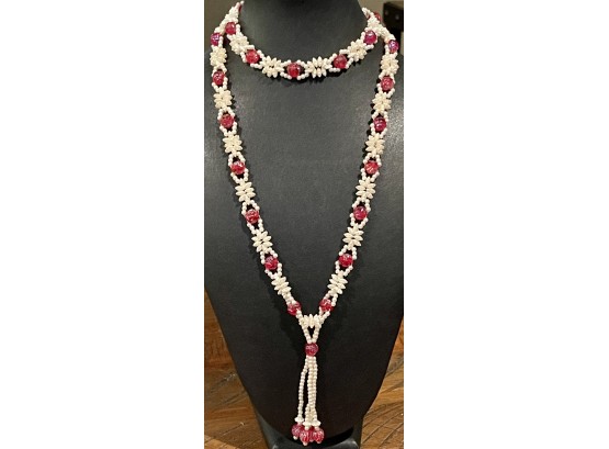 Vintage 34' Lariat Style Plastic Bead Necklace Red Roses And Drop Tassel