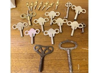 Collection Of Vintage And Antique Watch Wind Keys