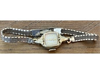 Vintage Ladies Elgin 10K Gold Bezel Watch 17 Jewels