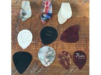 Assorted Guitar Picks And Thumb Picks, Gibson, Les Paul And Fender MOP W Gibson Plastic Case