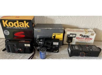 Kodak S900 Tele, Keystone Regency Easy Shot, And M500t-zoom Focal Flash Unit