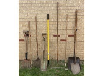 (11) Assorted Yard Tools - Rakes, Shovels, Hoe, Axe