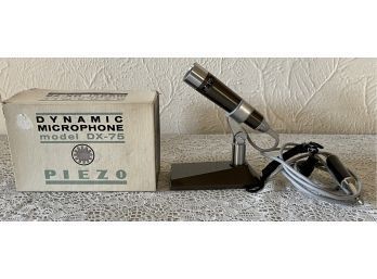 (2) Vintage Dynamic Microphones Model DX-75 In Original Box