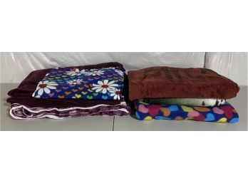 Small Lot Of Assort Color Fleece And Material Blankets - Flowers, Hearts, Multi Color, And More