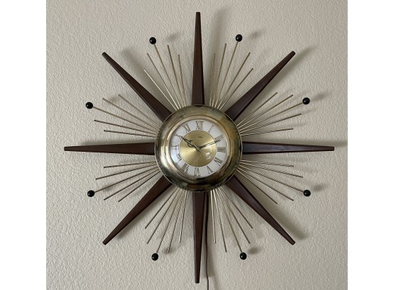 Fantastic Vintage 1960's Mid Century Modern United Atomic Starburst Sunburst Wall Clock 24' Works