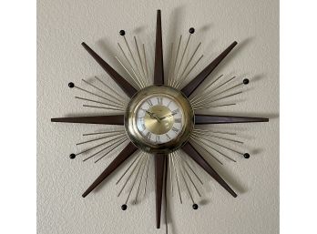 Fantastic Vintage 1960's Mid Century Modern United Atomic Starburst Sunburst Wall Clock 24' Works