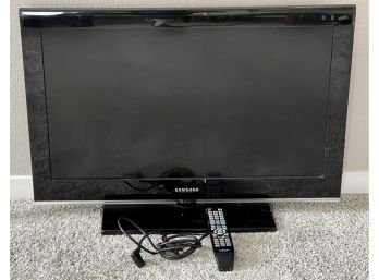 Samsung 32' Television Model No. LN32B530P7F