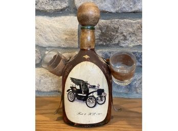 Fiat 8 HP, 1901 Decanter With (2) Glasses
