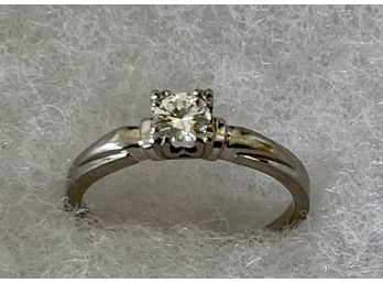 Antique Palladium Platinum & Diamond Ring Size 5 - Weighs 2 Grams