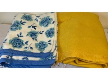 (2) Vintage Cotton Yellow And Floral Satin Trim Blankets - Full Size