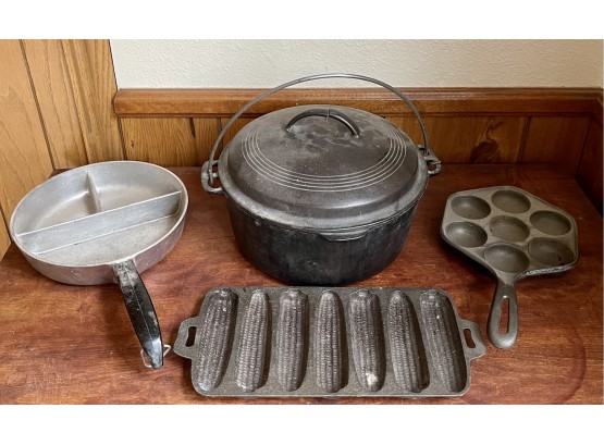 Sold at Auction: WAGNER WARE CAST IRON 12 INCH BREAD LOAF PAN
