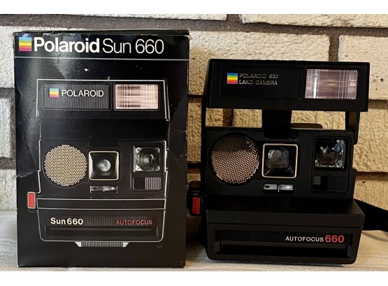 Polaroid Sun 660 Includes Original Box And Packaging With Owners Manual