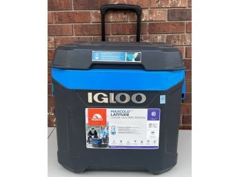 Igloo 98 Can Max Cold Latitude Rolling Cooler