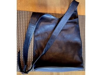 Navy Blue Leather  Lavorazione Artigianale Body Bag