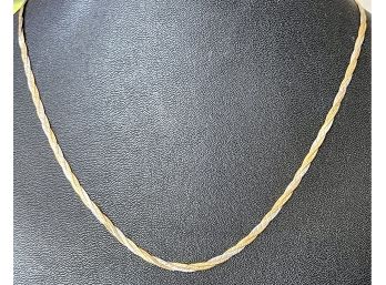 Vintage 750 18K Gold Italy Braided Tri Color Necklace Weighs 4.9 Grams