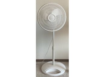 Lasko Adjustable Height Oscillating Fan (works)