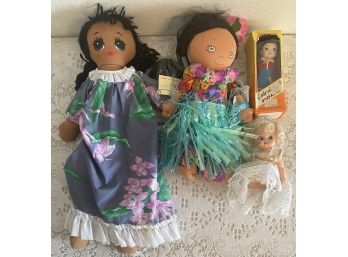 (4) Assorted Dolls From China, Hawaii, & More