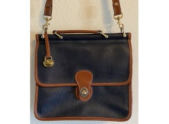 Vintage Dooney & Bourke All Weather Leather Purse With Metal Clasps