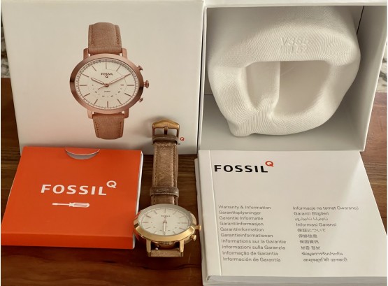 Fossil Hybrid Smartwatch Q Neely In Original Box With Paperwork FTW5007