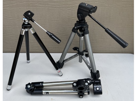 (2) Adjustable Height Tripods 39 And 30 Inch With Flash Reflector Holder