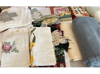 Large Collection Of Assorted Vintage Linens, Table Clothes, Napkins, Embroidered, Lace, And More