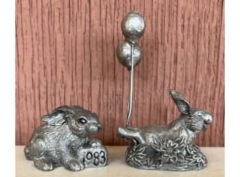 (2) Bunny Figurines By Michael Ricker - 3105/3200