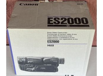 Canon ES2000 8mm Video Camcorder With Original Box