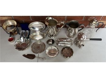 Large Collection Of Silver Plate - Sterling Handle Pie Server - WM Rogers, Reed & Barton, Leonard, & More