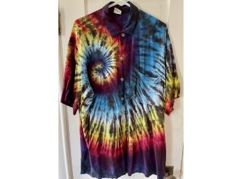 Dharma Trading Co. Tie Dye Button Down Shirt Size M