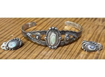 Vintage Navajo Sterling Silver - Abalone Cuff Bracelet And Matching Earrings Total Weight 13.4 Grams