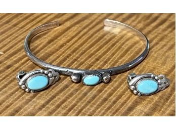 Vintage Sterling Silver And Turquoise Cuff Bracelet With Matching  Earrings  Total Weight 10.8 Grams