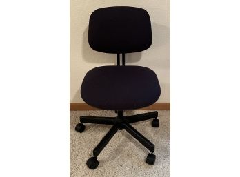 Small Adjustable Height Office Chair With Metal Base