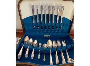W.M. Rogers & Son April Pattern Silver Plate Silverware Setting For 8 In Original Wood Box